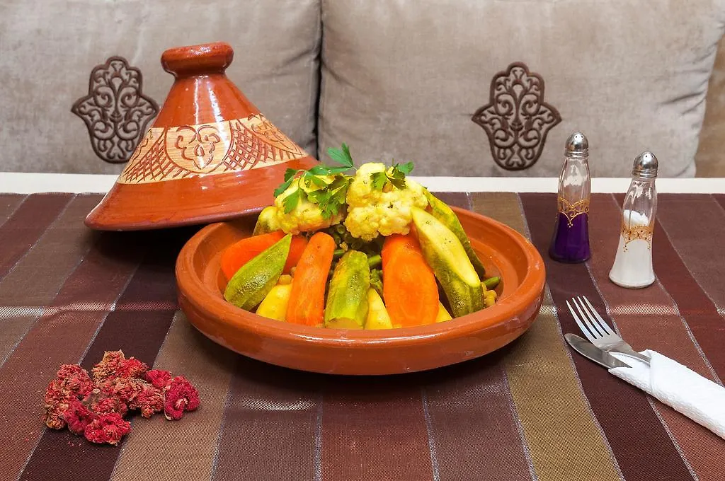 Riad La Maison Nomade Marrakesh 3*,